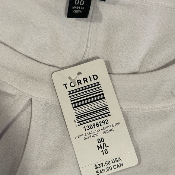 Torrid White Lace Sleeve Keyhole Top - Size 00 (M/L 10) - NWT - Picture 6 of 8